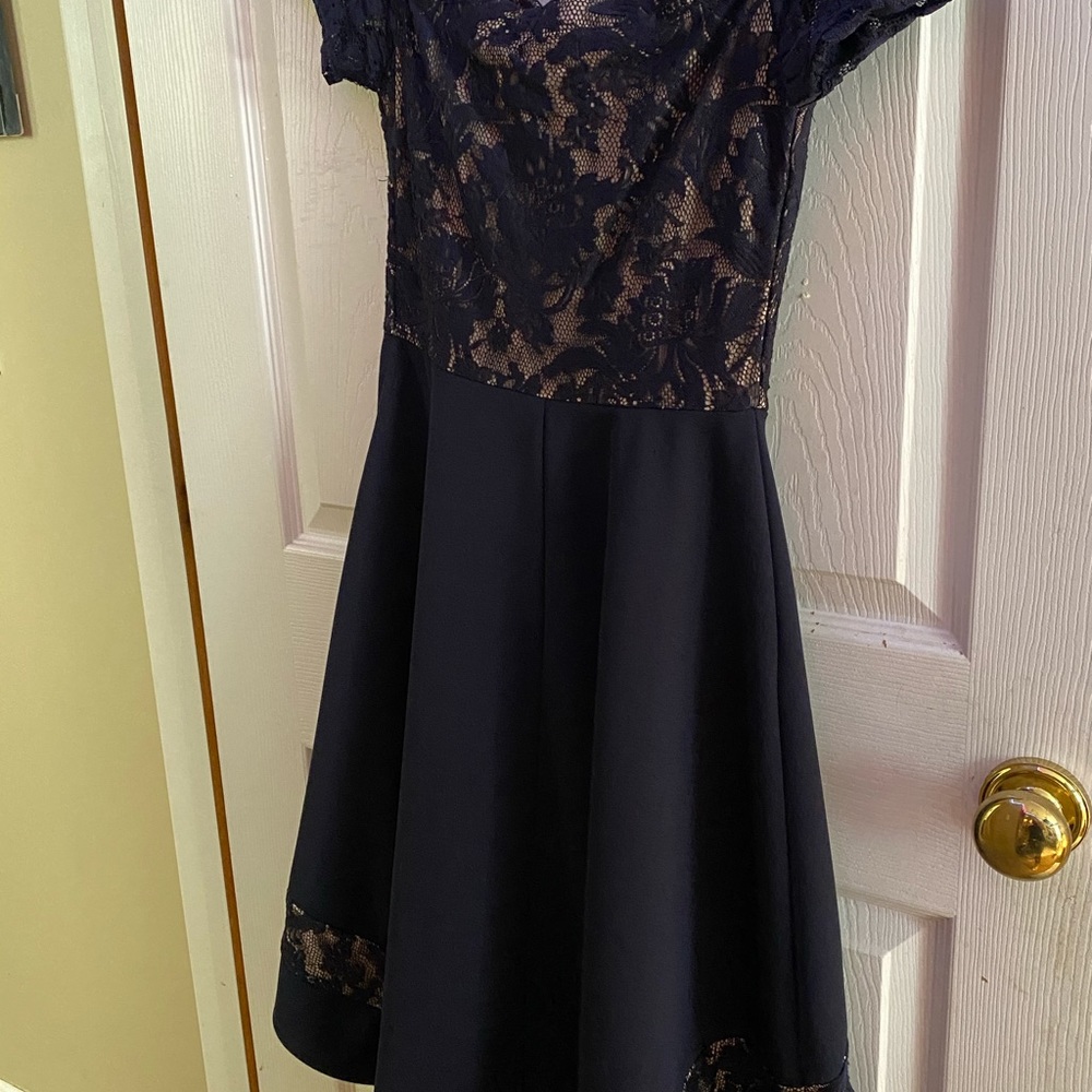 Dress - Picture 2 of 3